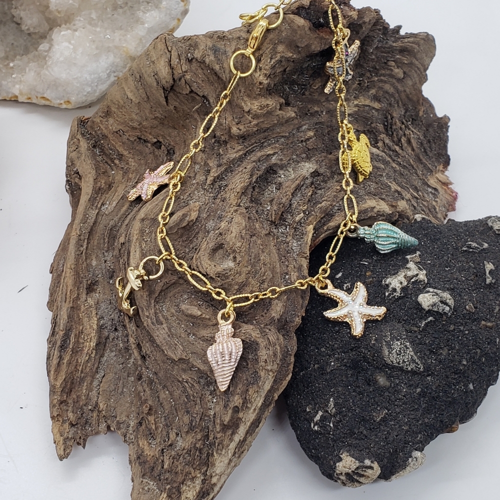 Ocean Charm Bracelet Gold